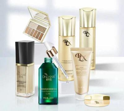 快手護膚品崛起 無名品牌逆襲海外大牌，誰在背后買單？